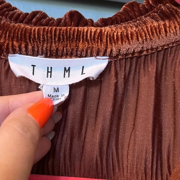 THML Brown Solid Color Textured Velvet Button Up Shirt Size M - Picture 4 of 5